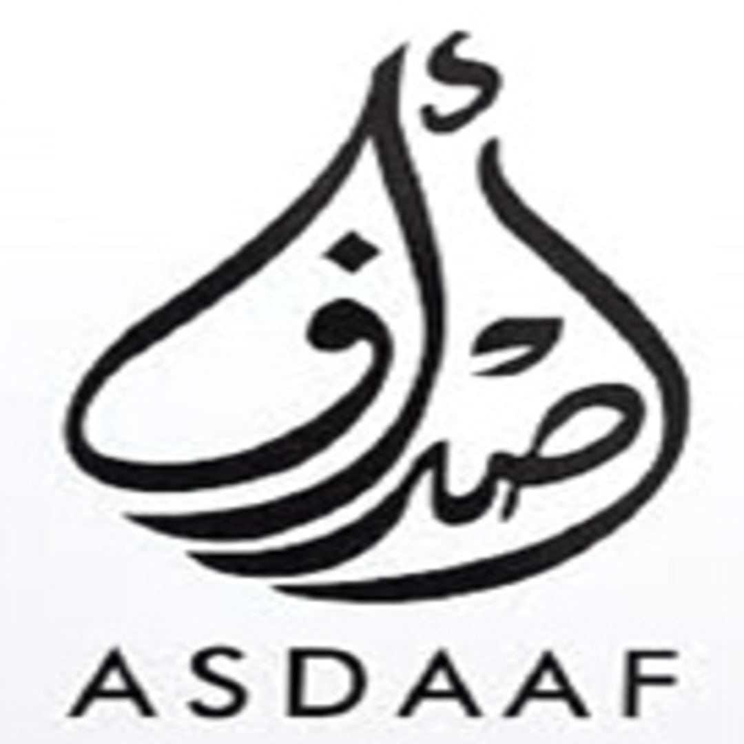Botella de perfume Asdaaf de Lattafa con fragancia oriental moderna y juvenil